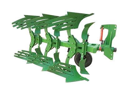 Hydraulic reversible plough