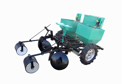 Potato seeder