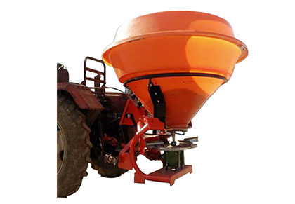 Fertilizer spreader